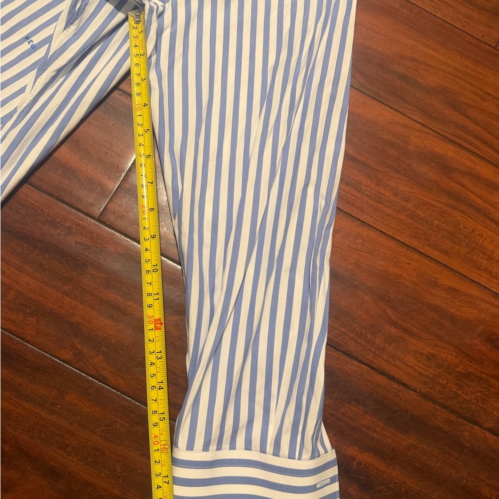 Gary Frazen Men's Blue & White Vertical Stripe Button-Down Shirt - Picture 6 of 8